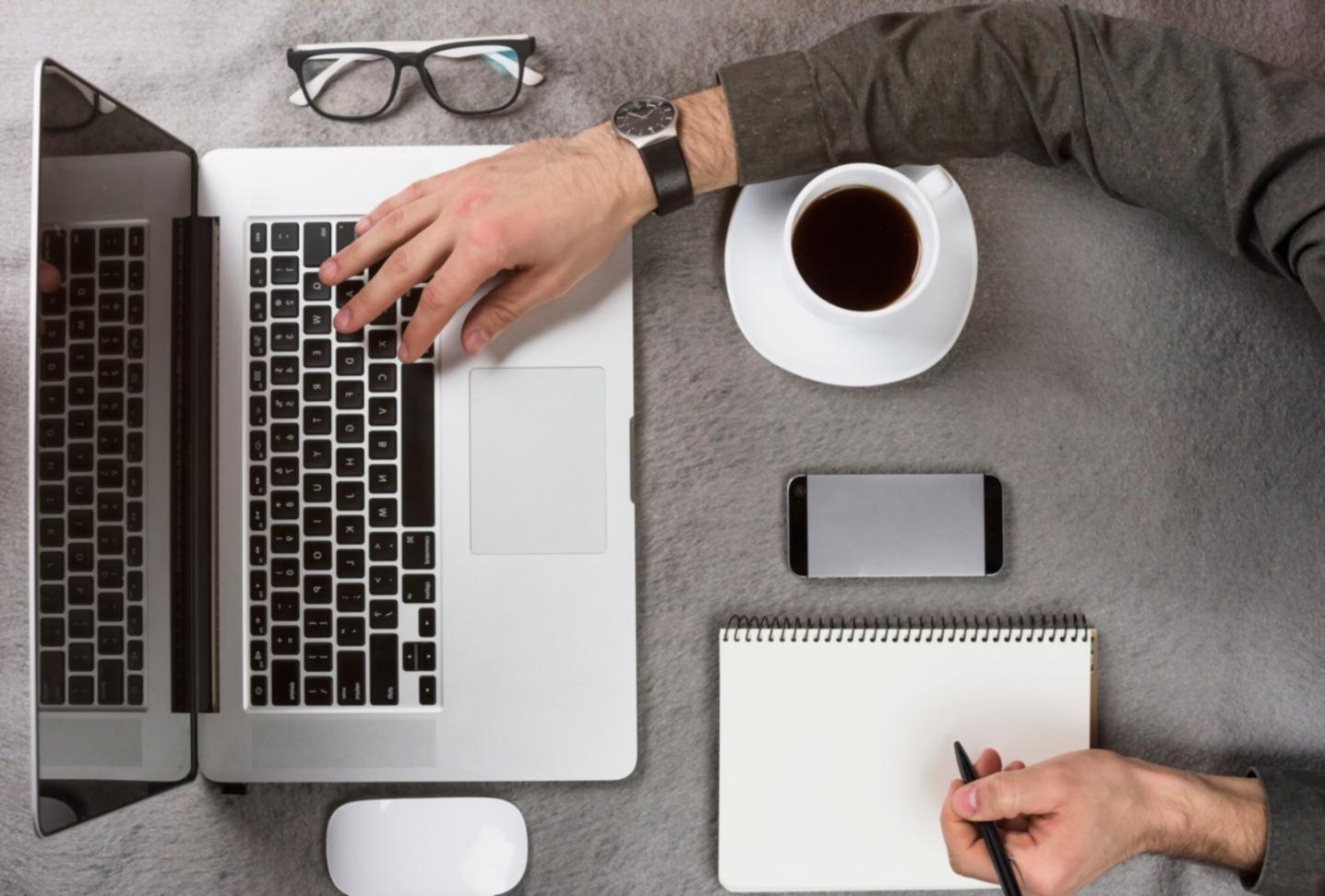 Analysearbeit im Büro